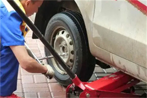 尉犁附近拖车24小时服务热线电话